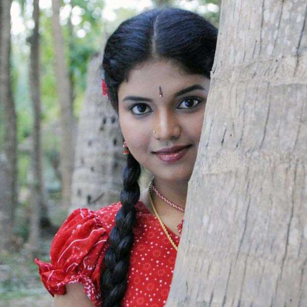 Saaindhaadu Saaindhaadu