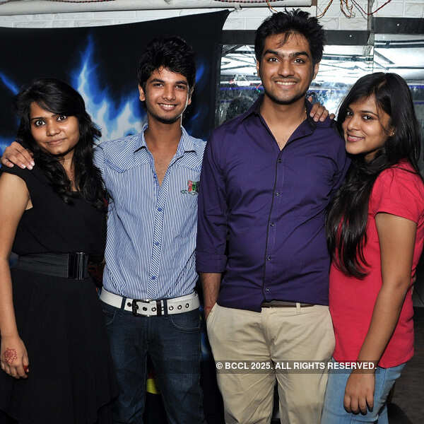 Don't stop the music @ Basement