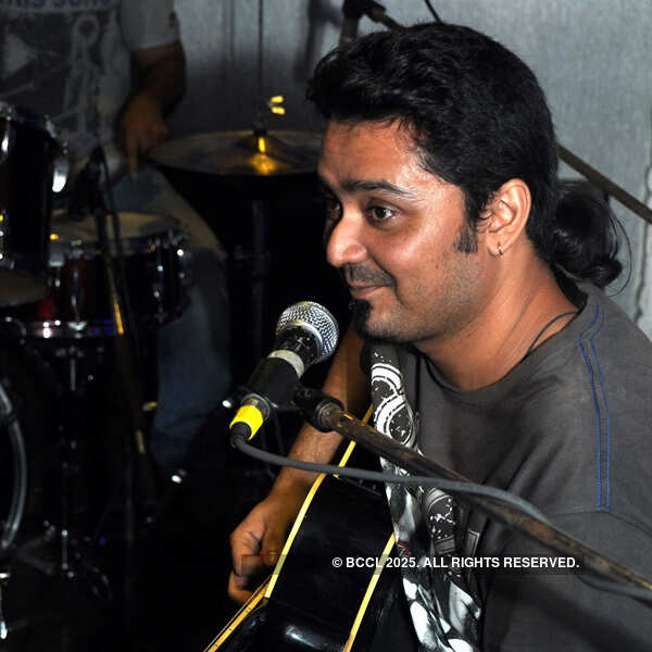 A musical evening at Basement