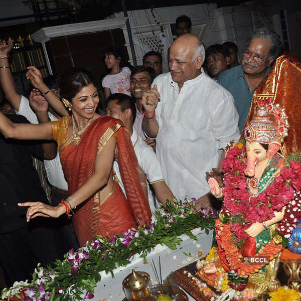 Stars welcome Ganpati Bappa