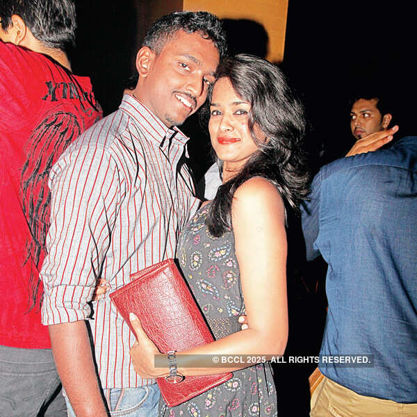 DJ Inferno performs @ Sutra