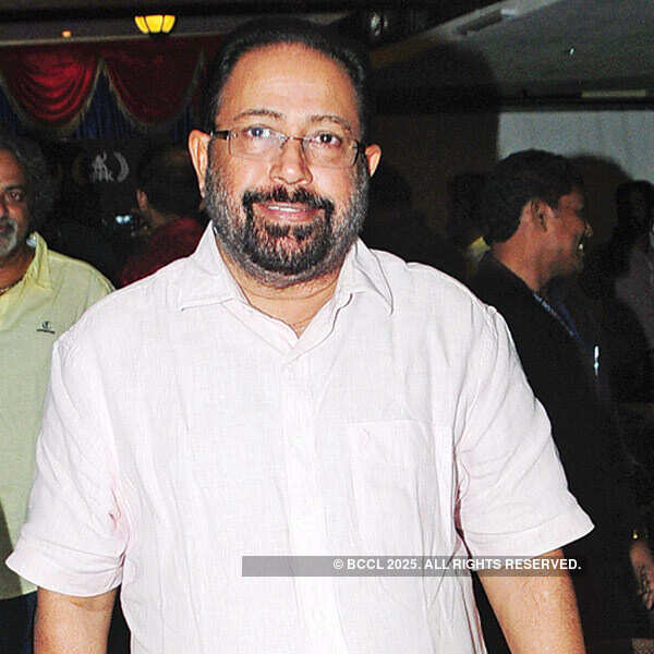 Celebs at Shutter's 100th day celebrations 