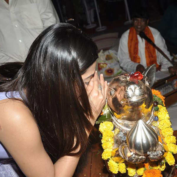 Stars welcome Ganpati Bappa