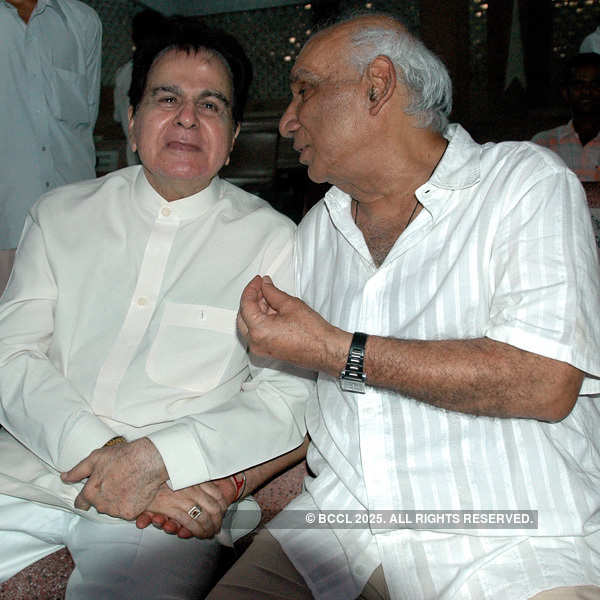 Dilip Kumar rushed to Mumbai hospital