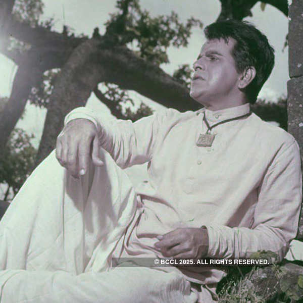 Dilip Kumar rushed to Mumbai hospital