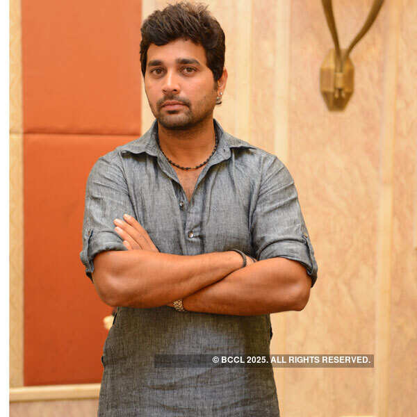 L Balaji - Priya Thalur's reception party
