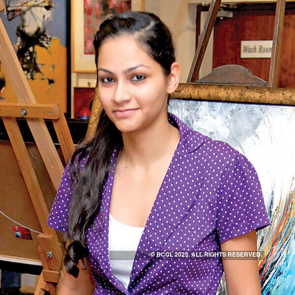 Nagpurian at an arty party