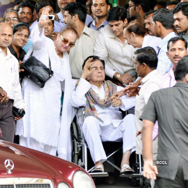 Dilip Kumar discharged from hospital 