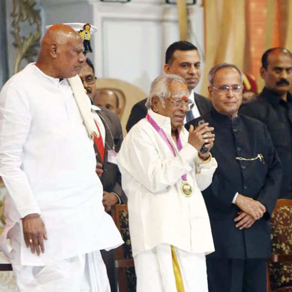 100 Yrs of Cinema: Legends felicitated