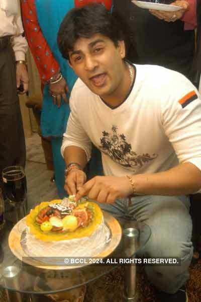 Haider's b'day party