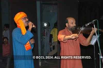 Debajyoti's Bhojpuri performance 
