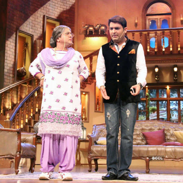 Kapil returns on Comedy Nights with Akshay