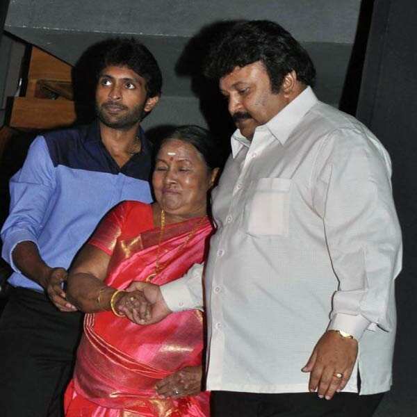 Stars pay tribute to Sivaji Ganesan