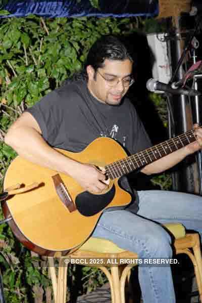 Smoke Stag Performance