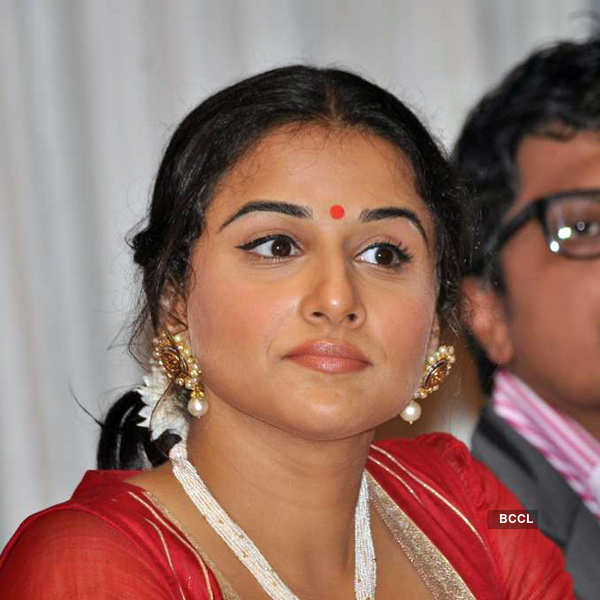 Vidya at a jewellery store launch