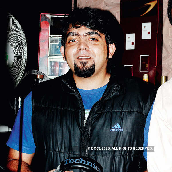 Party peeps at I-bar 