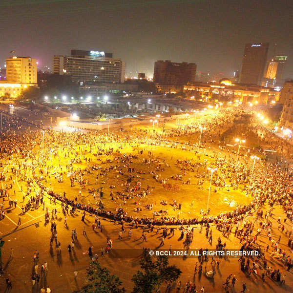 Egypt in turmoil as street clashes leave 51 dead