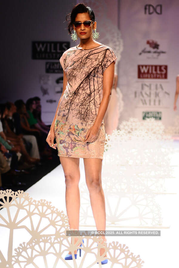 WIFW '13: Day 1: Paras & Shalini