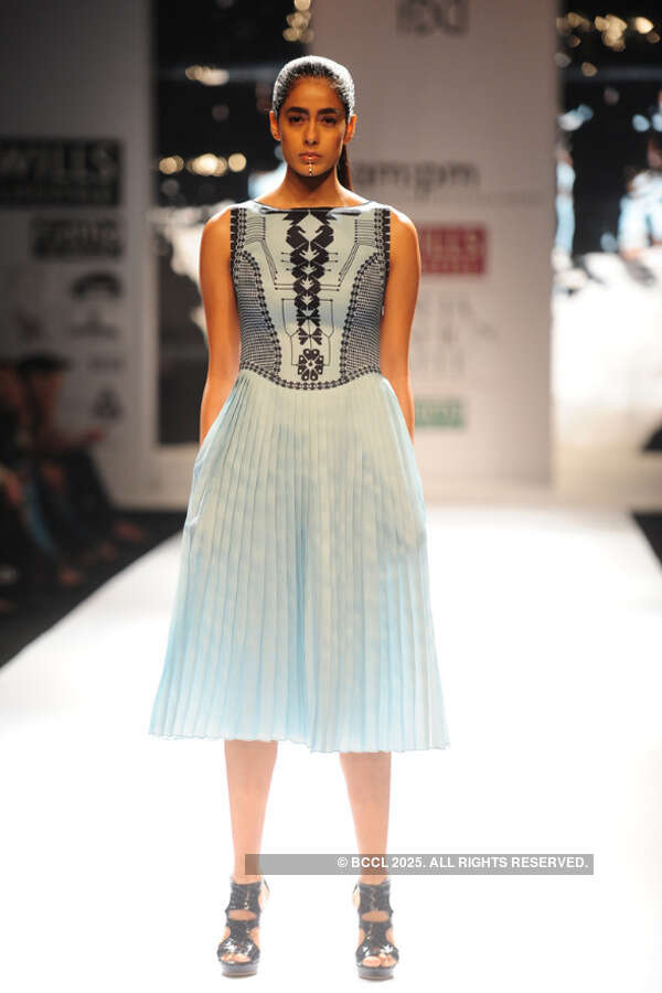 WIFW '13: Day 2: Ankur and Priyanka Modi show