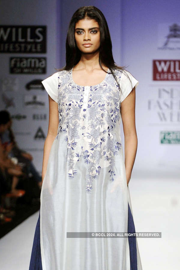 Shreiyah Sabharwal flaunts a creation by fashion designer Pratima ...