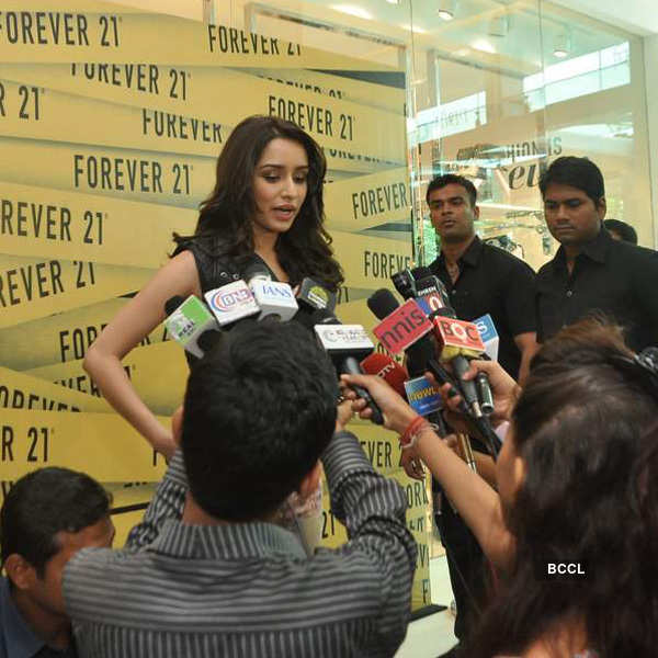 Shraddha at Forever 21 store launch