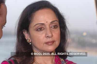 Hema Malini's dance performance