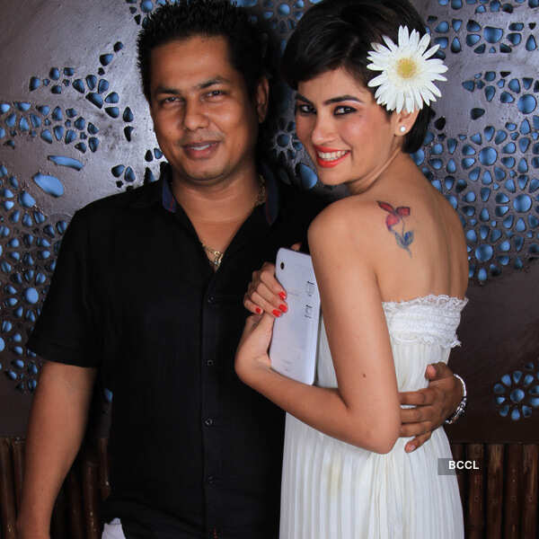 Manu, Mamta Rawal's fashion show