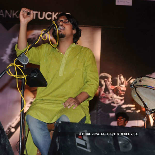 Shankar Tucker at IIT Delhi fest Rendezvous