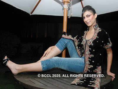 Sahar Atif preview '07