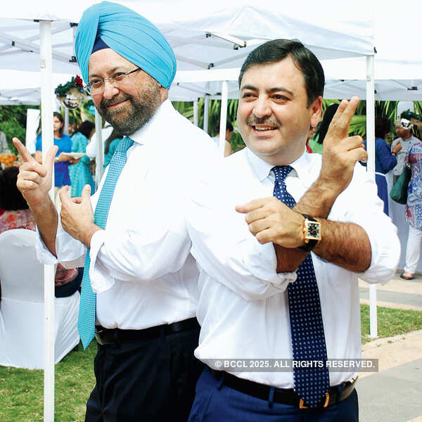 Cake-mixing ceremony