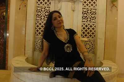 Neena Gupta for Jigar me badi aag hai