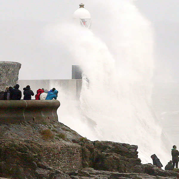 Massive Storm Batters Southern Britain Photogallery - ETimes