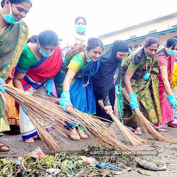 Best pictures of the day: 28th October 2013