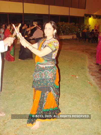 Gujrati Mitramandal Dandiya