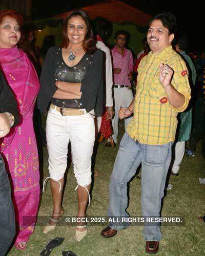 Landmark's Dandia bash