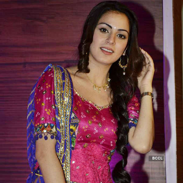 shraddha arya in tumhari pakhi