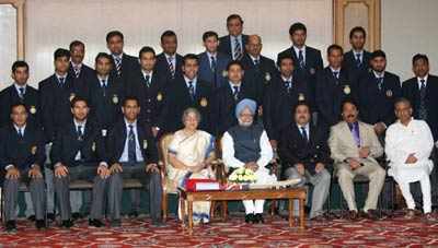 T20 team meets PM