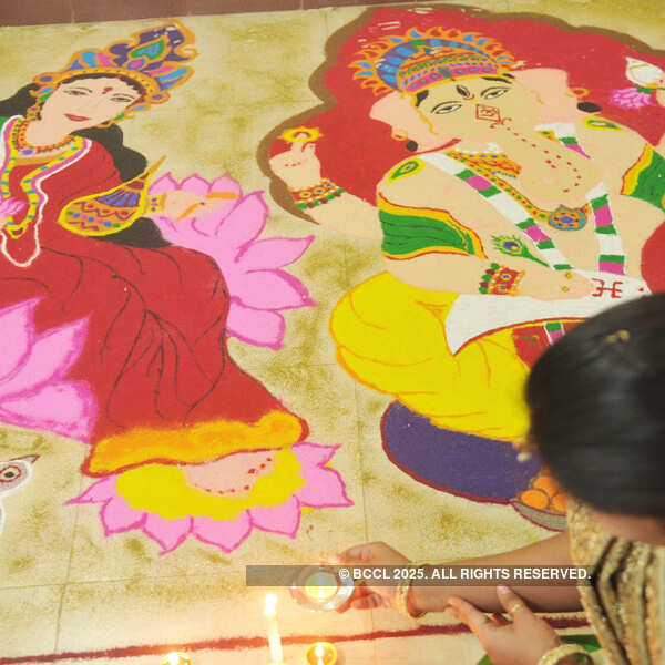 India celebrates Dhanteras