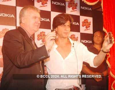 SRK promotes Nokia