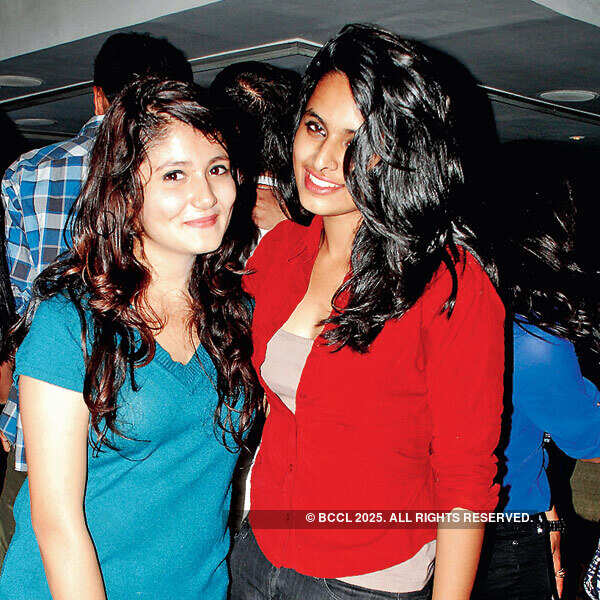 Girls' night party at iBar