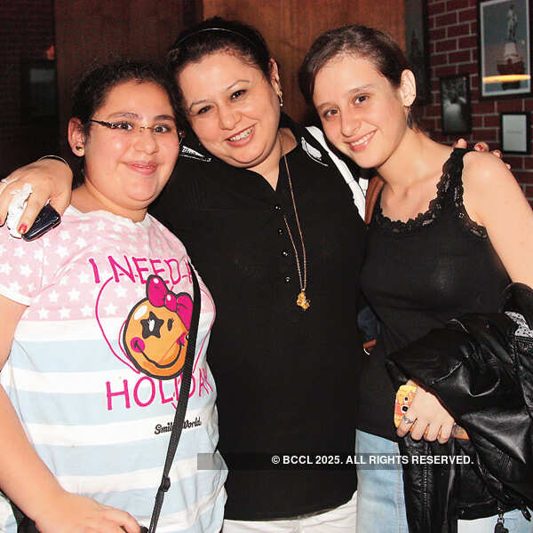 DJ Vishnu at Crowne Plaza