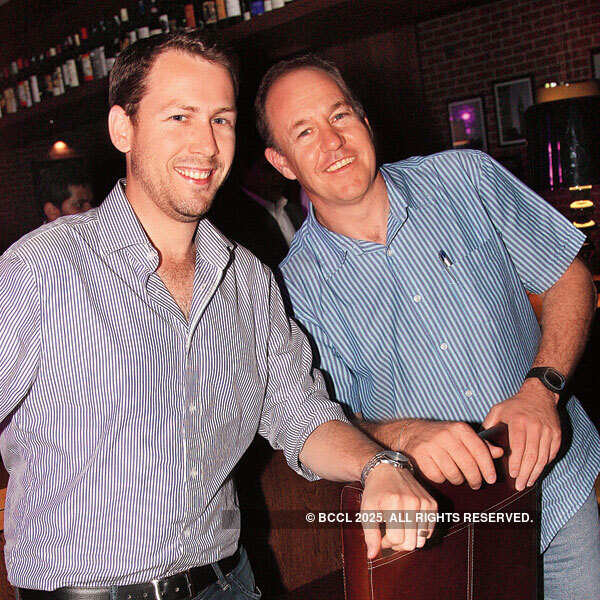 DJ Vishnu at Crowne Plaza