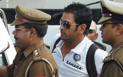 India, Pak. in Lucknow