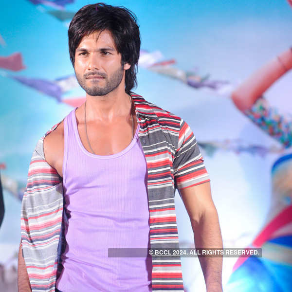 Shahid Kapoor Poses For The Camera During The Music Launch Of Upcoming ...