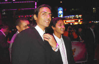 'Om Shanti Om' premiere in London