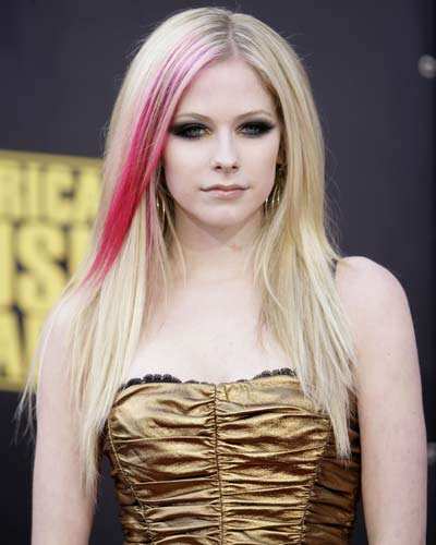 Avril Lavigne at American Music Awards