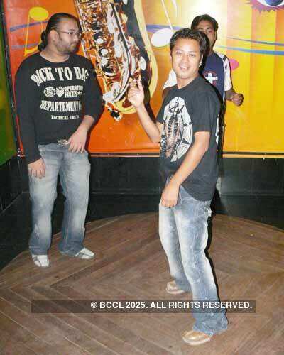 DJ Amit's b'day bash