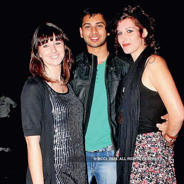 An electrifying party at Geoffrey's