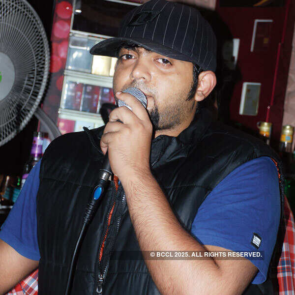 DJ Raghu at iBar