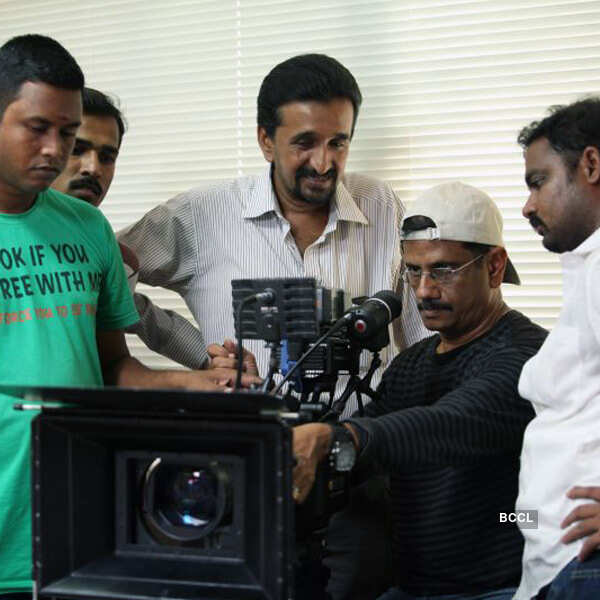 irukku Aana illa: On the sets